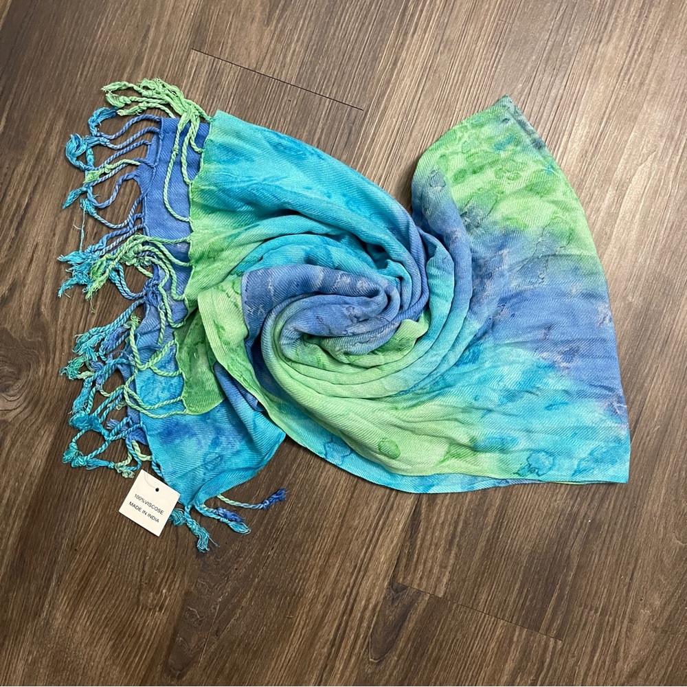 Pashmire Ocean Blue and Leaf Green Wrap